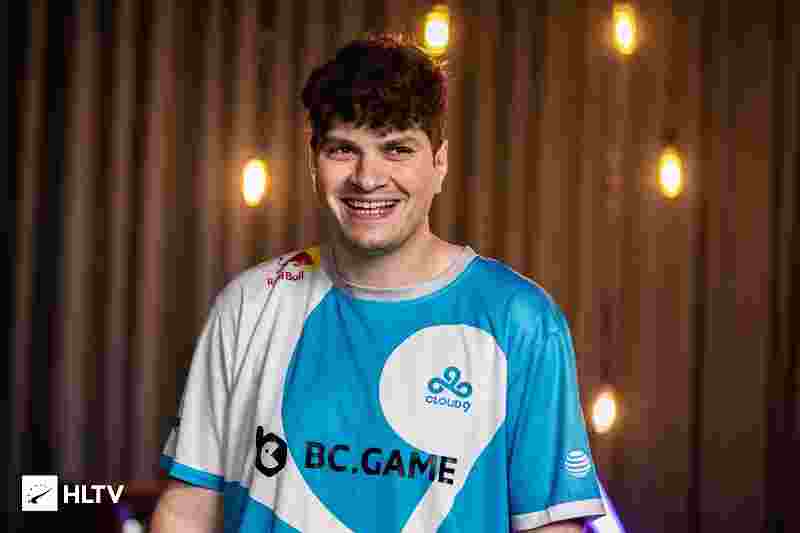 特别是在对 特别是在对