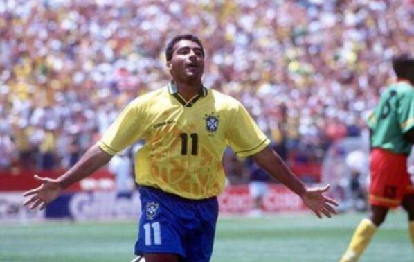 在攻防两端 在攻防两端