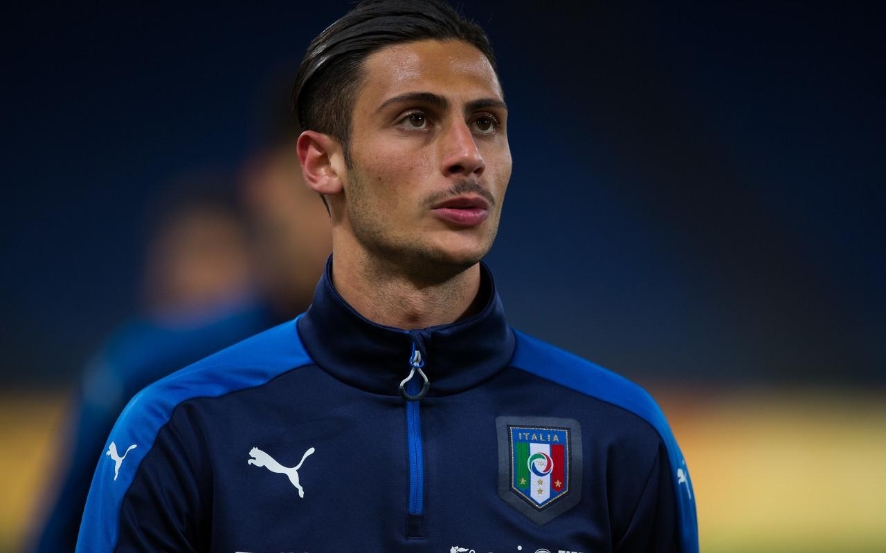 他在防守端 他在防守端